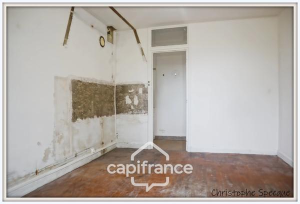 Maison à vendre 4 pièces, terrain, double garage, ARCONSAT (63)