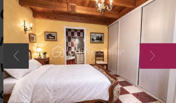 Dans un environnement calme et verdoyant, découvrez cette maison de construction traditionnelle offrant de beaux volumes et un véritable potentiel.

Elle comprend une entrée, une petite cuisine indépendante, une salle à manger, un salon avec insert, une grande véranda, 3 chambres avec placards dont une située dans la tour, une salle d’eau, une salle de bains avec WC et un WC indépendant.

🌳 À l’extérieur, profitez d’un terrain clos et arboré de 2 070 m² avec puits.

🔑 Garage, atelier, bûcher et dépendance de stockage complètent la propriété.

La maison est habitable, mais une modernisation intérieure permettra de la personnaliser et de révéler tout son potentiel.

✨ Les + : le charme de la tour, la véranda, le grand terrain, le puits et les nombreuses dépendances.

• Tout-à-l’égout
• Taxe foncière : 1 370 €
• Commodités à proximité

❤️ Une maison atypique, pleine de potentiel, à découvrir