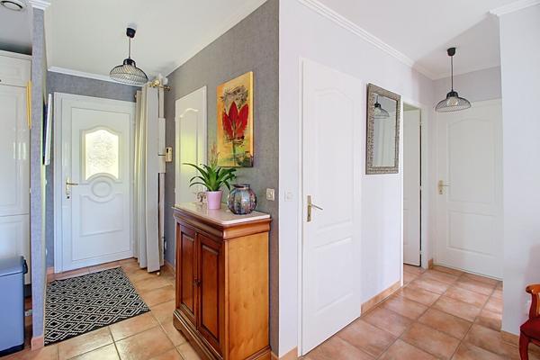 A VENDRE DRAGUIGNAN EN EXCLUSIVITE - Maison T3 + DEPENDANCE AVEC PISCINE
