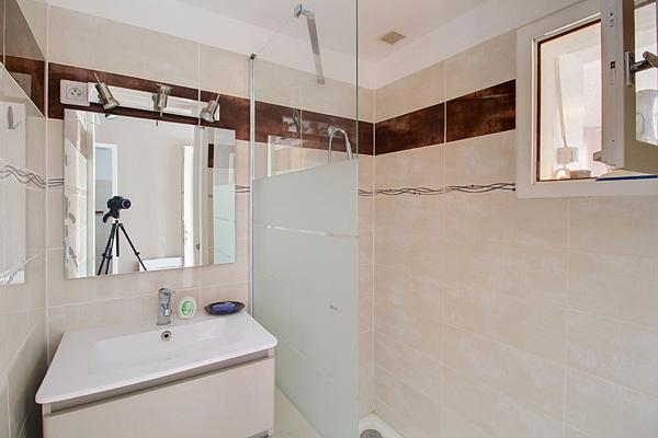 A VENDRE DRAGUIGNAN EN EXCLUSIVITE - Maison T3 + DEPENDANCE AVEC PISCINE