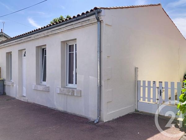 Maison à vendre  5 pièces - 97 m 2   ROCHEFORT  - 17