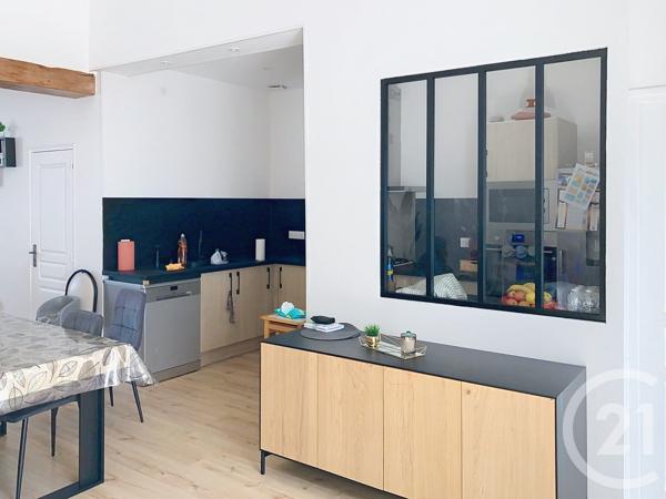 Maison à vendre  5 pièces - 97 m 2   ROCHEFORT  - 17