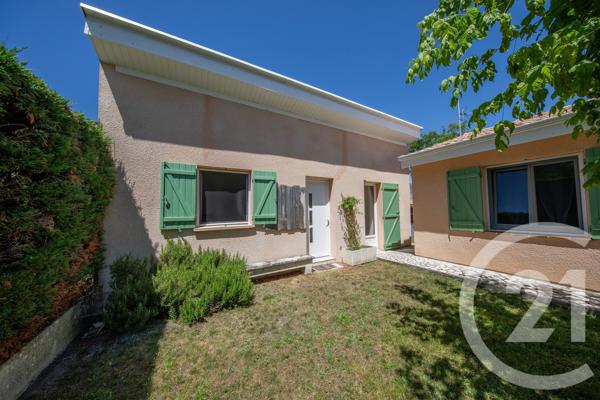 Maison à vendre  5 pièces - 90,70 m 2   ST MEDARD EN JALLES  - 33