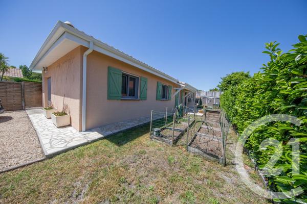Maison à vendre  5 pièces - 90,70 m 2   ST MEDARD EN JALLES  - 33
