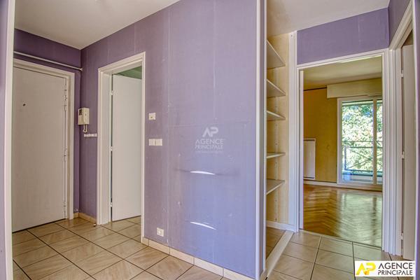 Versailles Clagny Domaine de Picardie Appartement 2 pièces 57.50 m² carrez 2ème étage avec ascenseur, balcon, cave et parking €399 000 ** - Référence 25938