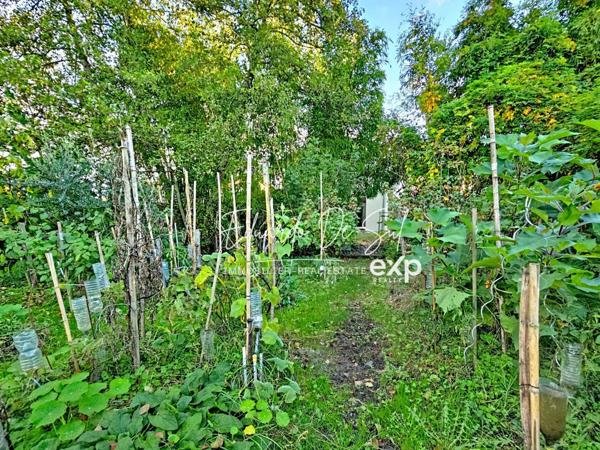 Maison R+1 neuve à personnaliser, hors d’eau hors d’air, sur une belle parcelle arborée de 833 m² sans vis-à-vis.