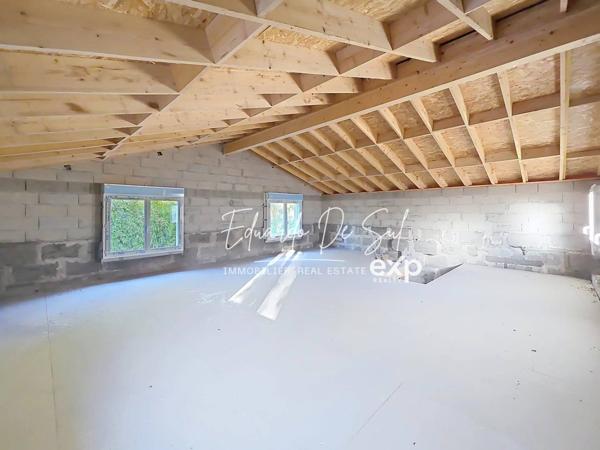 Maison R+1 neuve à personnaliser, hors d’eau hors d’air, sur une belle parcelle arborée de 833 m² sans vis-à-vis.