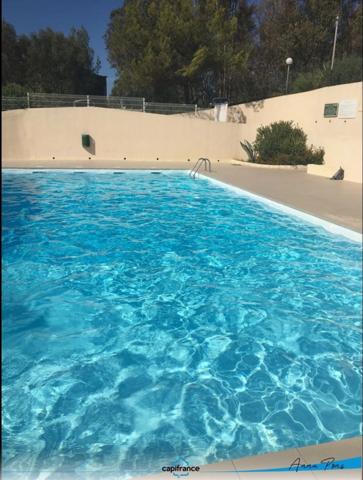 Appartement à vendre Hyères, Vue mer, piscine , Cave et Parking.