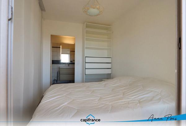 Appartement à vendre Hyères, Vue mer, piscine , Cave et Parking.