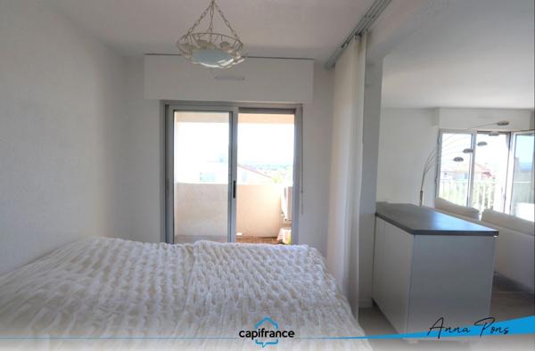 Appartement à vendre Hyères, Vue mer, piscine , Cave et Parking.