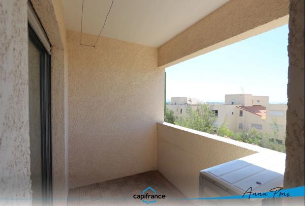 Appartement à vendre Hyères, Vue mer, piscine , Cave et Parking.