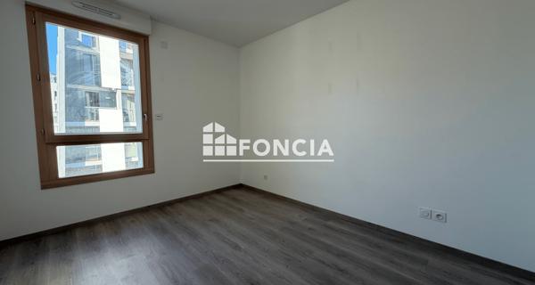 Location Appartement 3 pièces 62.72 m² - Grenoble 38000