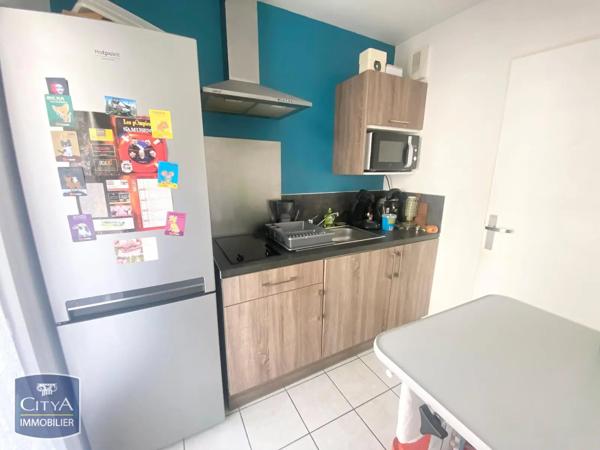 Appartement à louer 2 pièces 47.63m² Valenciennes (59300)