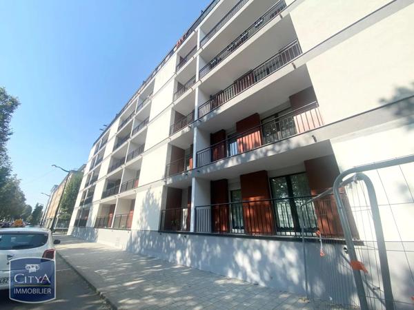 Appartement à louer 2 pièces 47.63m² Valenciennes (59300)