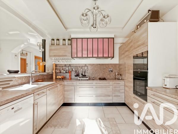 Maison à vendre 6 pièces 158,59 m² Champigny-sur-Marne