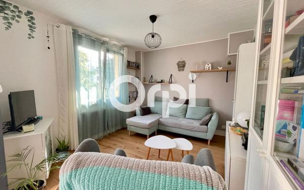 Appartement à vendre    3 pièces •  Froges