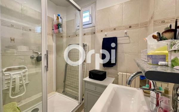 Appartement à vendre    3 pièces •  Froges