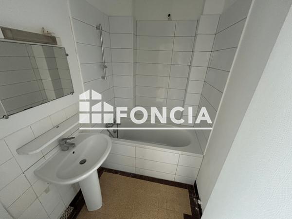 Location Studio 33 m² - 4 Rue Lavoisier Grenoble 38100