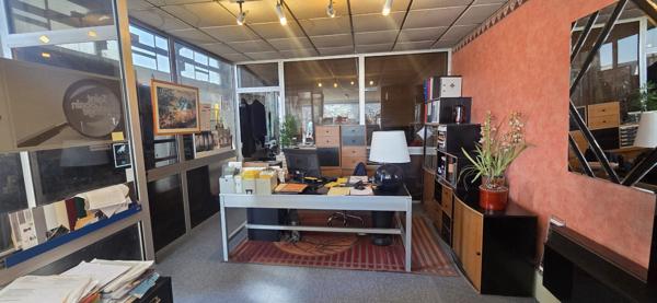 Local commercial de 266 m² à vendre à Creysse
