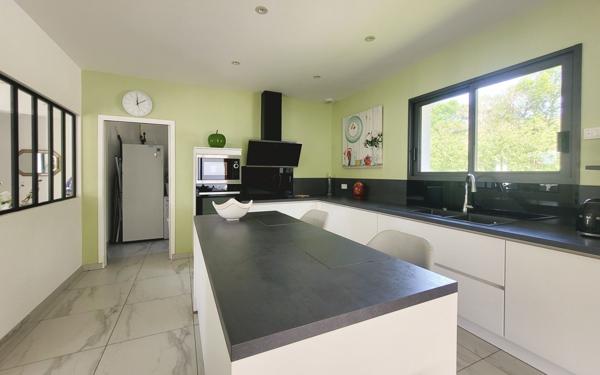 Maison à vendre    7 pièces • 200 m2 Saint-Geours-de-Maremne