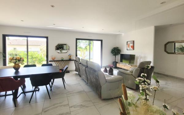 Maison à vendre    7 pièces • 200 m2 Saint-Geours-de-Maremne