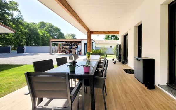 Maison à vendre    7 pièces • 200 m2 Saint-Geours-de-Maremne
