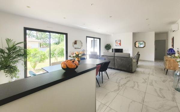 Maison à vendre    7 pièces • 200 m2 Saint-Geours-de-Maremne