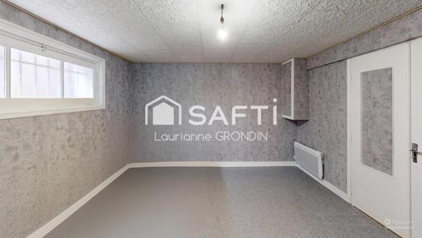 Maison sur sous sol SAINT JEAN D’ANGÉLY - CENTRE