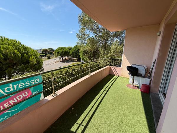 Appartement à Carcassonne avec extérieur et parking