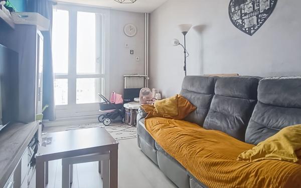 Appartement à vendre    4 pièces • 75,38 m2 Saint-Pierre-des-Corps