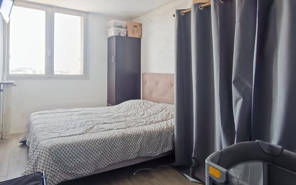 Appartement à vendre    4 pièces • 75,38 m2 Saint-Pierre-des-Corps