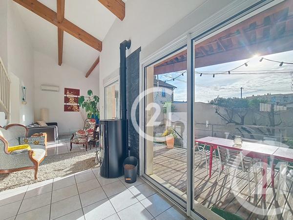 Maison à vendre  5 pièces - 123 m 2   ARLES  - 13