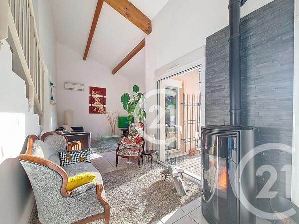 Maison à vendre  5 pièces - 123 m 2   ARLES  - 13