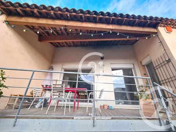 Maison à vendre  5 pièces - 123 m 2   ARLES  - 13