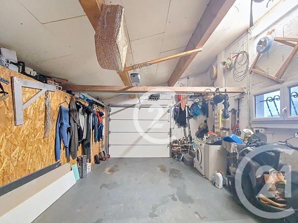 Maison à vendre  5 pièces - 123 m 2   ARLES  - 13
