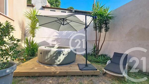 Maison à vendre  5 pièces - 123 m 2   ARLES  - 13