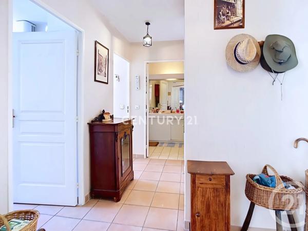Appartement F2 à vendre  2 pièces - 44,80 m 2   AUBAGNE  - 13
