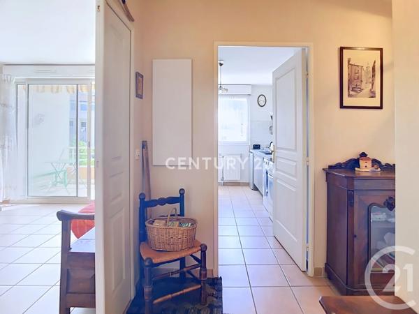 Appartement F2 à vendre  2 pièces - 44,80 m 2   AUBAGNE  - 13