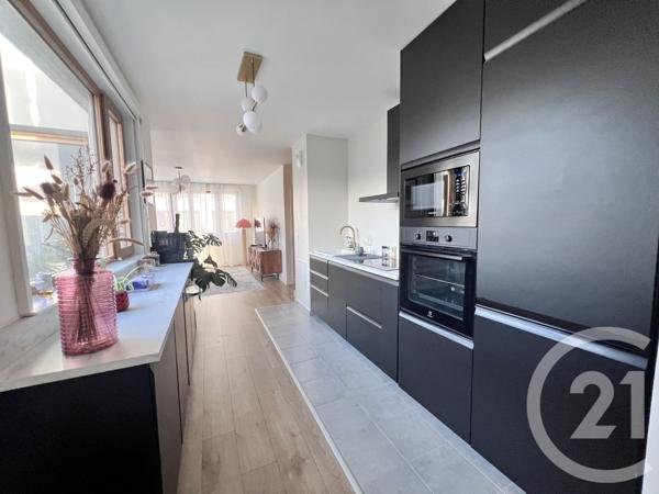 Appartement à vendre  3 pièces - 62,71 m2 LA PLAINE ST DENIS - 93