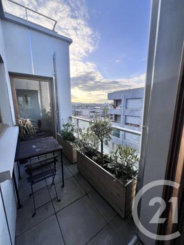 Appartement à vendre  3 pièces - 62,71 m2 LA PLAINE ST DENIS - 93