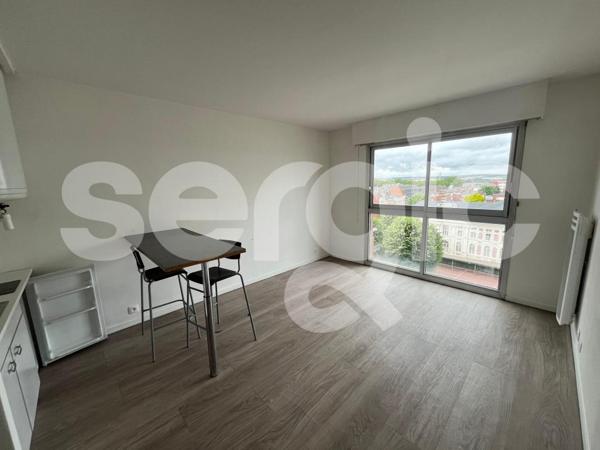 Location 1 Pieces 22 80000 Amiens 25 0840 01 0015