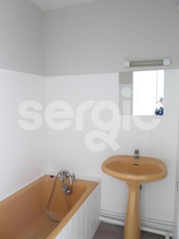 Location 1 Pieces 22 80000 Amiens 25 0840 01 0015