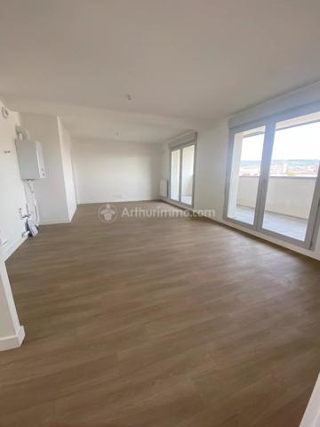 Location Appartement 3 pièces 69 m2 à Clermont-Ferrand
