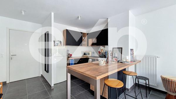 T2 MODERNE AVEC TERRASSE – LIMITE BORDEAUX/LORMONT – RENTABILITÉ SÉCURISÉE