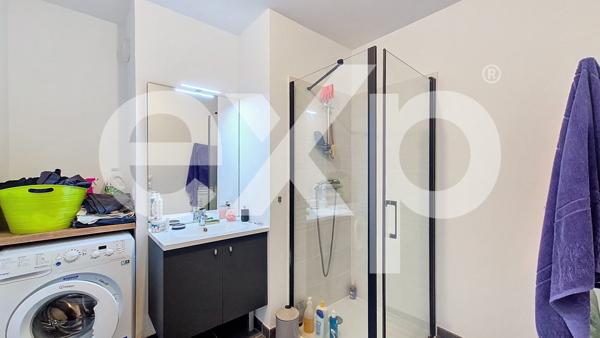 T2 MODERNE AVEC TERRASSE – LIMITE BORDEAUX/LORMONT – RENTABILITÉ SÉCURISÉE