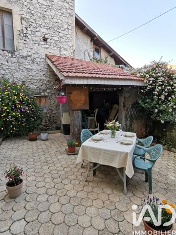 Maison à vendre 8 pièces 205 m² Varces-Allières-et-Risset