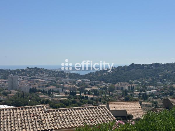 Maison
         5 pièces
        - 130 m² 749 500 € *