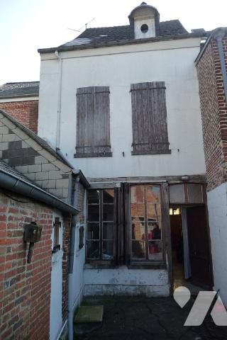 Maison mitoyenne proche centre ville