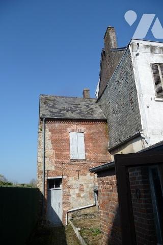 Maison mitoyenne proche centre ville