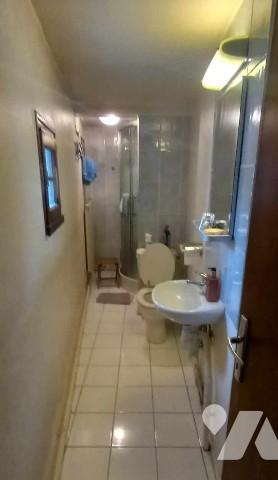 Maison mitoyenne proche centre ville